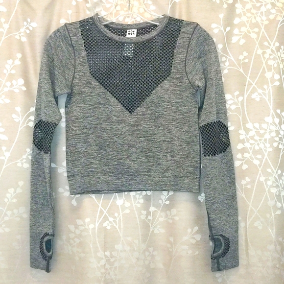 EUC Activewear Crop Top - Picture 3 of 9